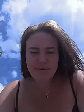 Stripchat Watch Live Sex Cams of KiraSunshine