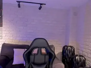 Stripchat Best live sex cam show of MayaMoretti_