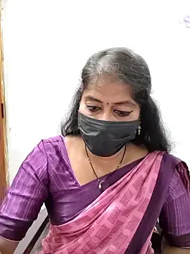 Stripchat Watch Live Sex Cams of tamil_Sigappu_Roja