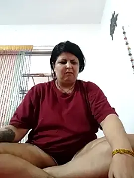 Stripchat Adult Webcams of Jann_Riya333