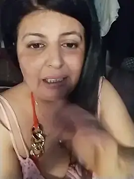 Stripchat Live Sex Cam of Jann_Riya333