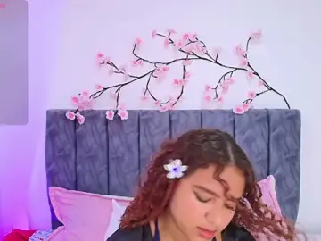 Stripchat Watch Live Sex Cams of Sophiee_Velvet