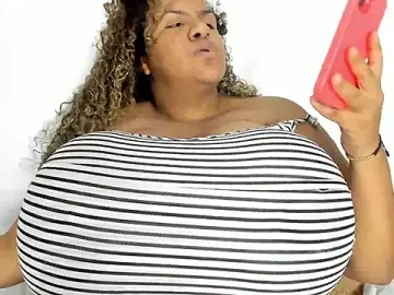 Stripchat Sex Chat of bigmom69_