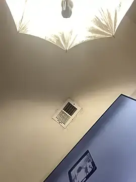 Stripchat Sex Cam of badbaby187