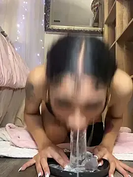 Stripchat Live Sex Cam of badbaby187