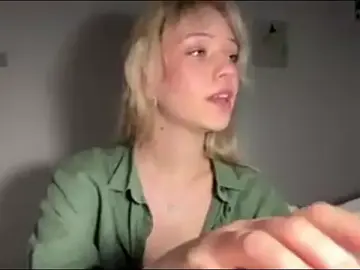 Stripchat Nude Webcam of SourMidday