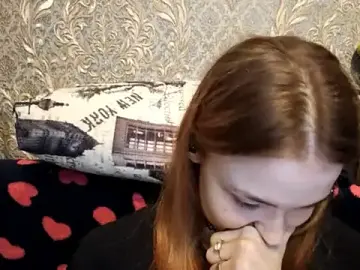 Stripchat Live Sex Cam of CUTE1KITTY