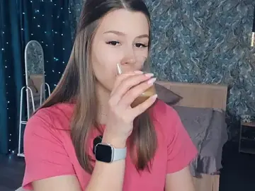 Stripchat Free Porn Cam of MondoNeko