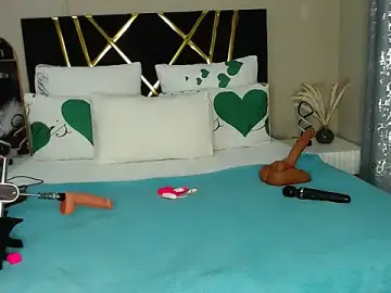 Stripchat Free Live Porn of NaughtyMilf_Lilly