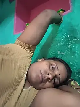 Stripchat Adult Webcam of Reena_lodha