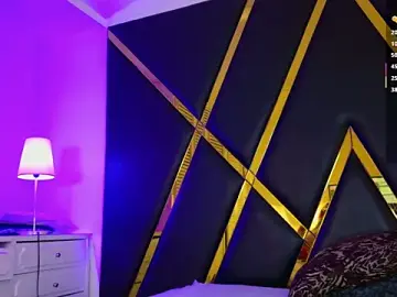 Stripchat Live Sex Cam of EmmaaCastro