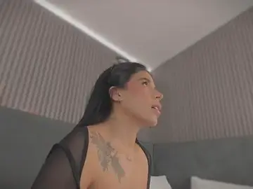 Stripchat Watch Live Sex Cams of emelie_89