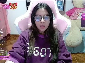 Stripchat Watch Live Sex Cams of Maggie_Fox3