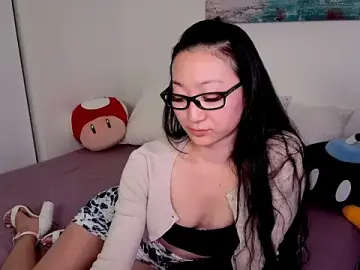 Stripchat Adult Webcam of MySweetSofie