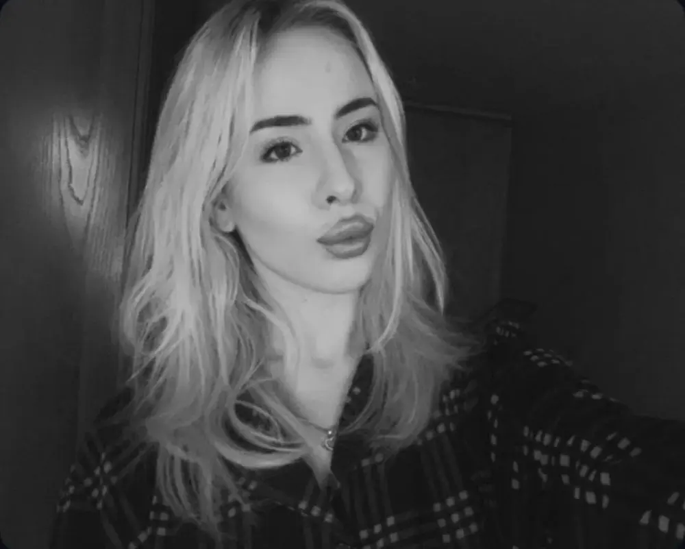 Bella_crazyy