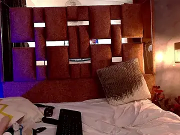 Stripchat Sex Cam of bella_volup