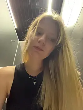 Stripchat Watch Live Sex Cams of MaryHiggins