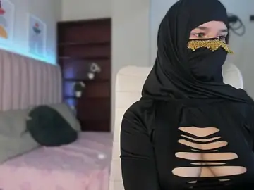Stripchat Live Porn of _SweetAmira_