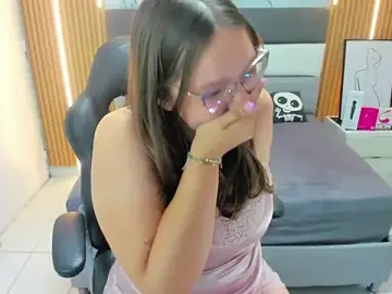 Stripchat Best live sex cam show of LEYNABRAUN