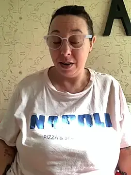 Stripchat Live Sex of LupitaHaze