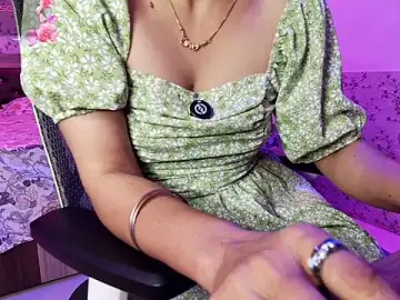 Stripchat Best live sex cam show of snow_white123