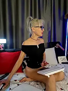 Stripchat Live Porn of Milforja