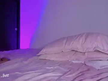 Stripchat Free Porn Cam of pau_live