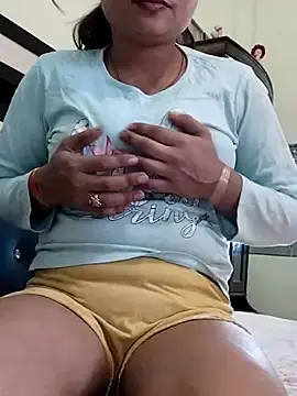 Stripchat Free Porn Cam of Jaan-Heart