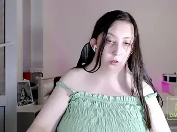 Stripchat Live Sex Cam of cute_and_hot