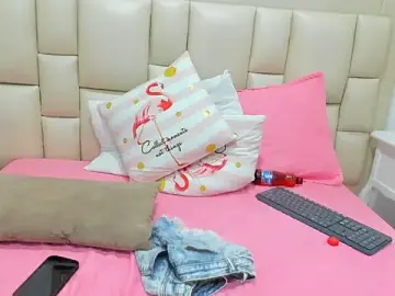 Stripchat Adult Webcam of SkinnyGirl_28