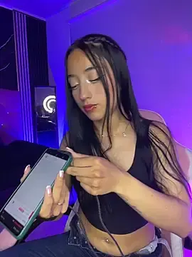 Stripchat Free Porn Cam of Ady_18