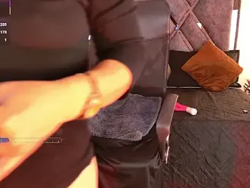 Stripchat Live Porn of Milf_Slutty