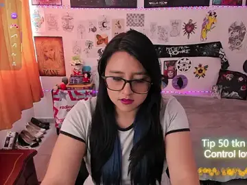 Stripchat Free Porn Cam of Cherry_blush_