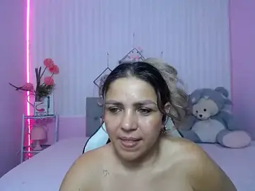 Stripchat Sex Cam of cum_bigass