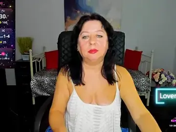 Stripchat Adult Webcam of Julia_Dean