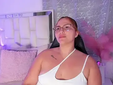 Stripchat Adult Webcams of LeahxBarker