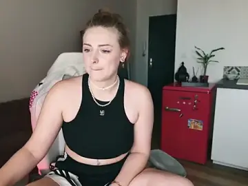 Stripchat Watch Live Sex Cams of Celeste_Off