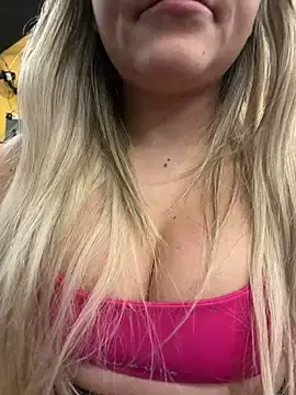 Stripchat Free Porn Cam of Jullyc