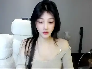 Stripchat Live Sex of SylvieMaya