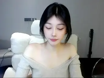 Stripchat Adult Webcam of SylvieMaya