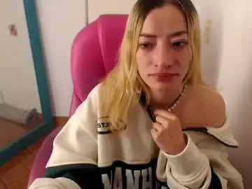 Stripchat Live Sex of zoe_jones13