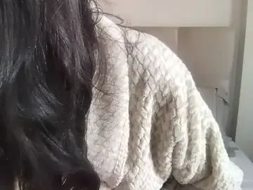 Stripchat Free Porn Cam of Paolaoliver