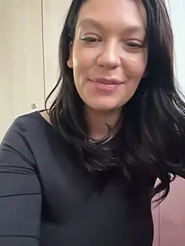 Stripchat Live Sex Cam of ClaraPasssion