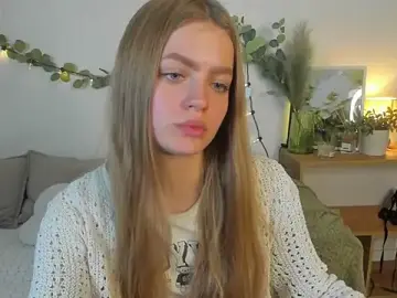 Stripchat Sex Cam of HoneyEmilly