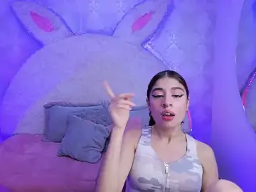 Stripchat Nude Webcam of Gaby_louse