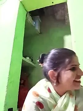 Stripchat Sex Chat of Karishma_cute