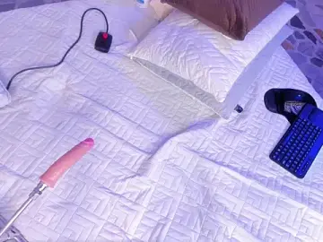 Stripchat Live Sex of mia_hank