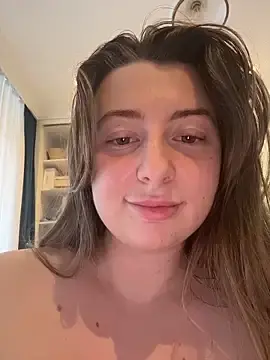 Stripchat Free Porn Cam of curvyflawless