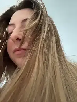 Stripchat Live Sex of curvyflawless