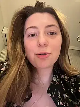 Stripchat Best live sex cam show of curvyflawless